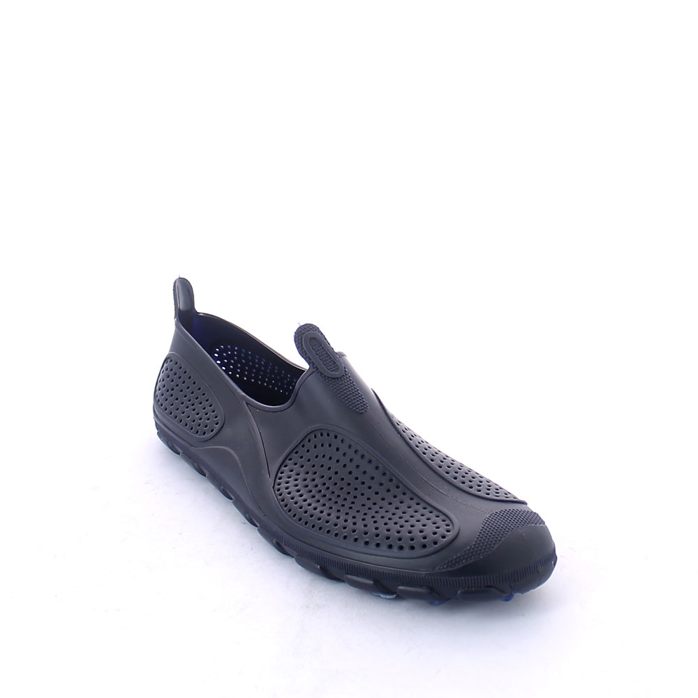 Solid colour pvc perforated Surf shoe