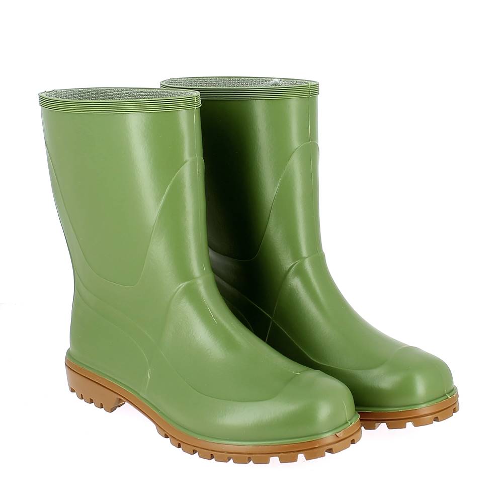 Pvc low boot with lug outsole